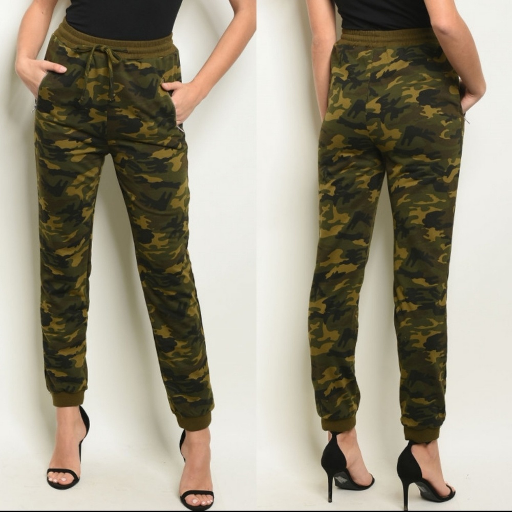 3 LEFT! Camo jogger pants - Picture 2 of 5
